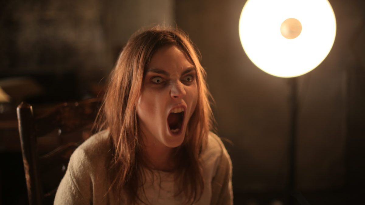 Najstraszniejsze horrory i filmy o egzorcyzmach Netflix egzorcyzmy karen walker