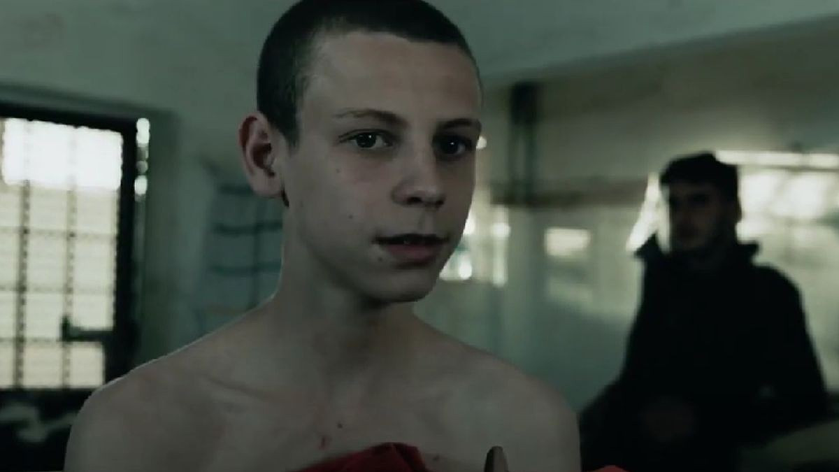 Błędy, dojrzewanie i przetrwanie w serialu Zły dzieciak na Netflixie 5 Zły dzieciak