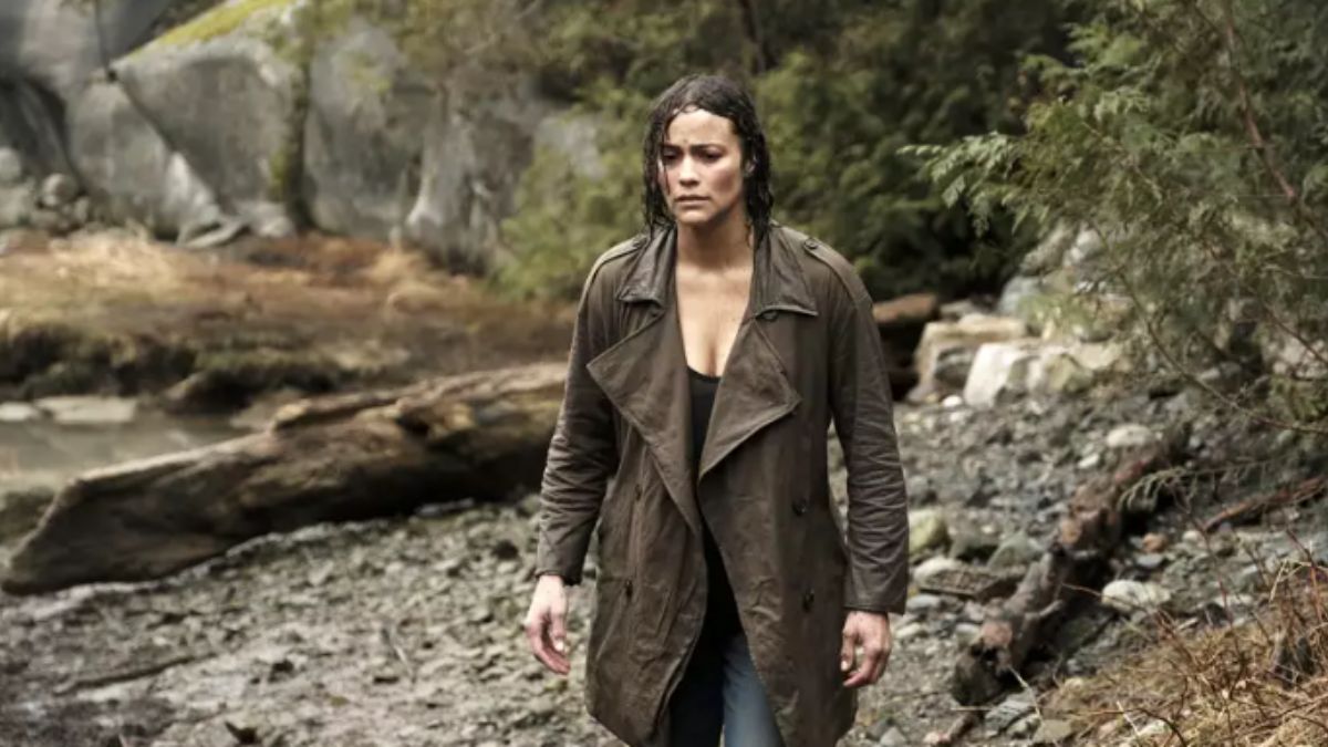 ,,Gdzieś pomiędzy" to walka matki z przeznaczeniem ubrana w thriller sci-fi 1 Gdzieś pomiędzy