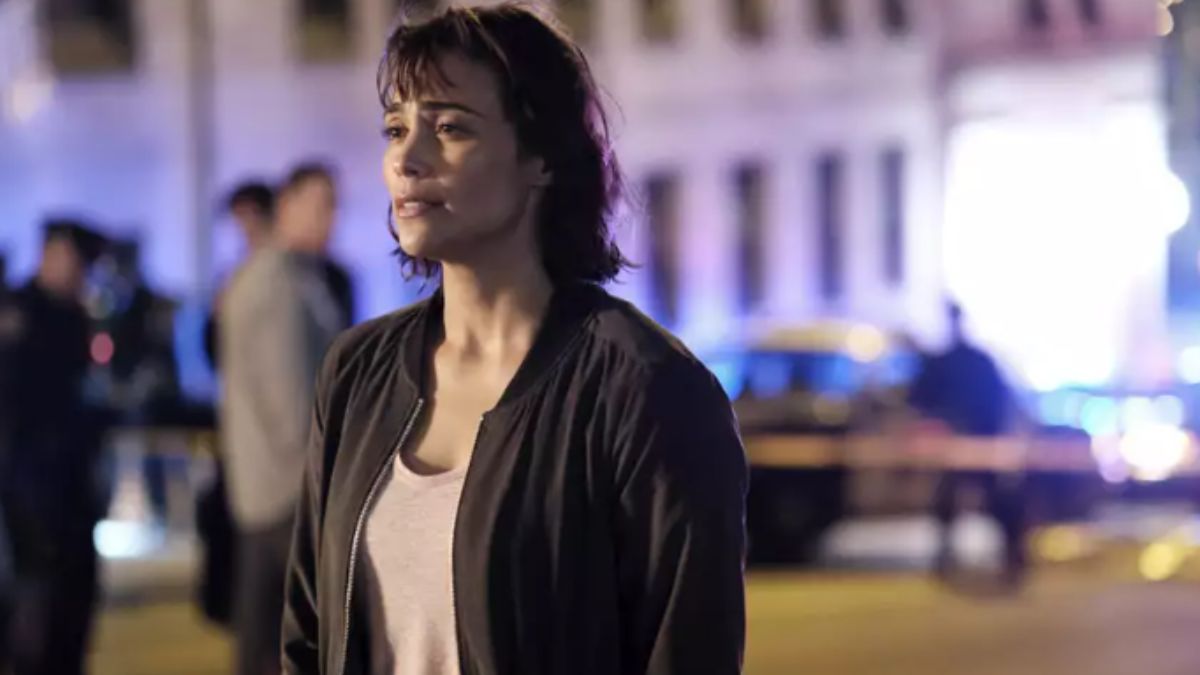 ,,Gdzieś pomiędzy" to walka matki z przeznaczeniem ubrana w thriller sci-fi 4 Gdzieś pomiędzy