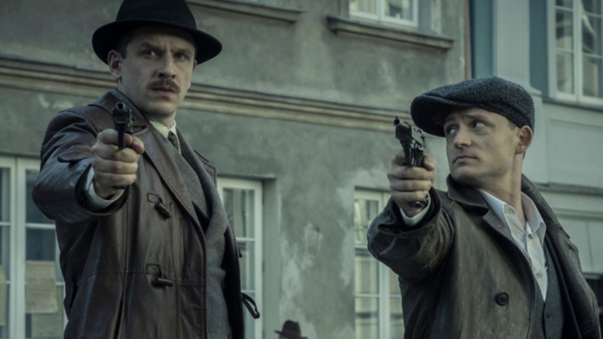 Ludzie i bogowie głowni bohaterowie
