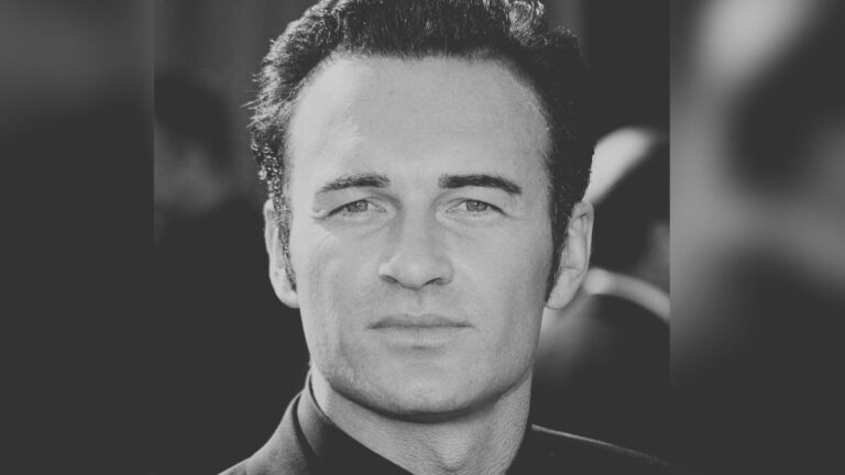 nie żyje julian mcmahon