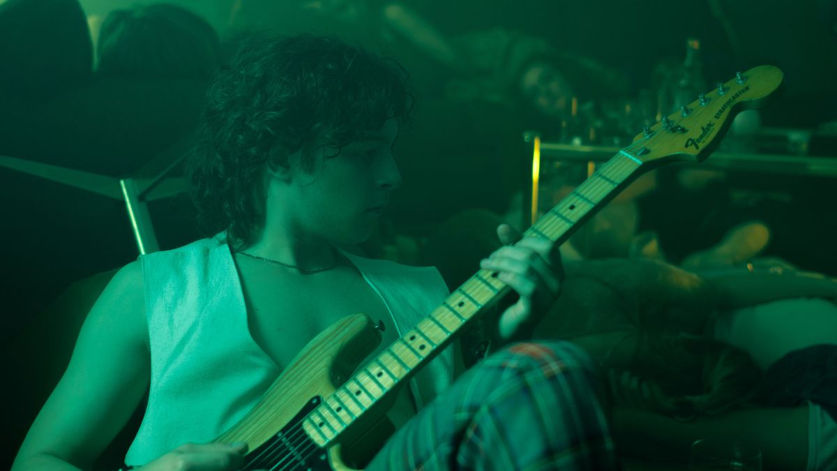 mniej obcy lady pank jan borysewicz netflix główny bohater