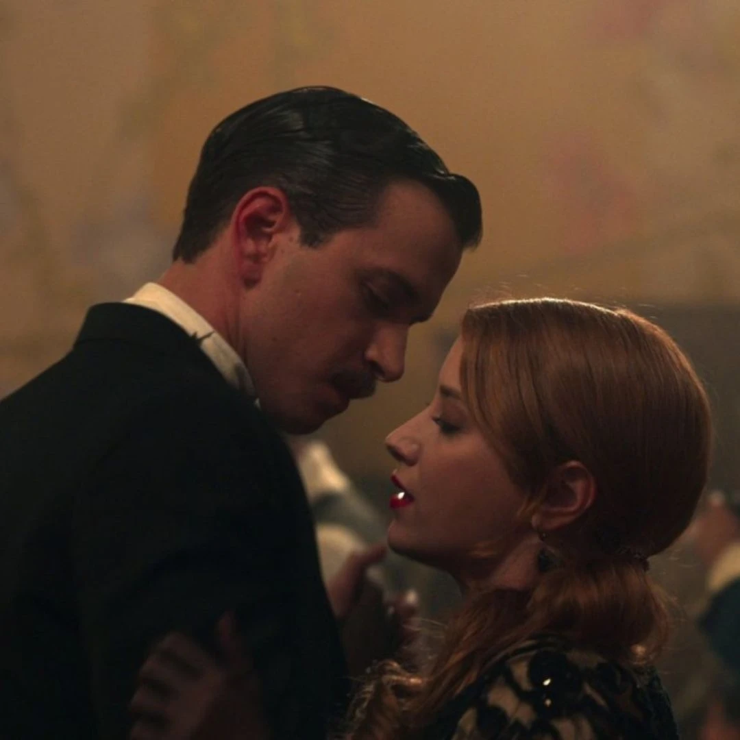 „O północy w Pera Palace” – turecki serial, który podbił Netflix. Zanurz się w podróż w czasie pełną intryg