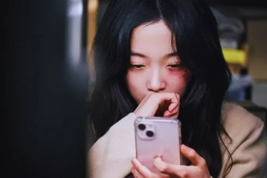 Recenzja Gdy inni stali z boku główna bohaterka