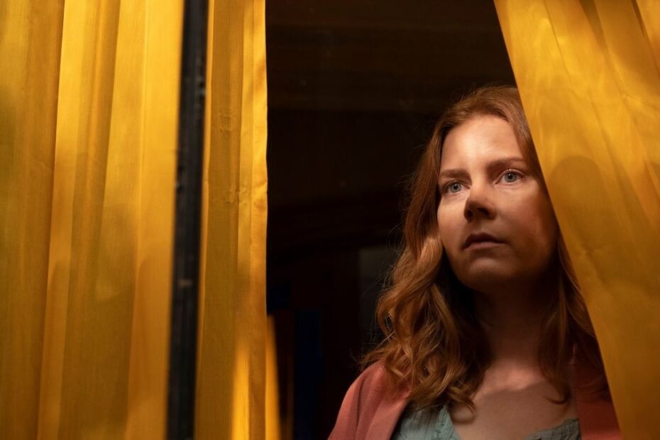 kobieta w oknie główna bohaterka filmu na netflix