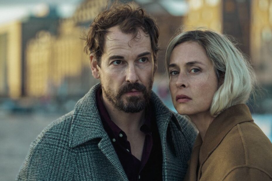 zdemaskowani unfamiliar netflix główni bohaterowie