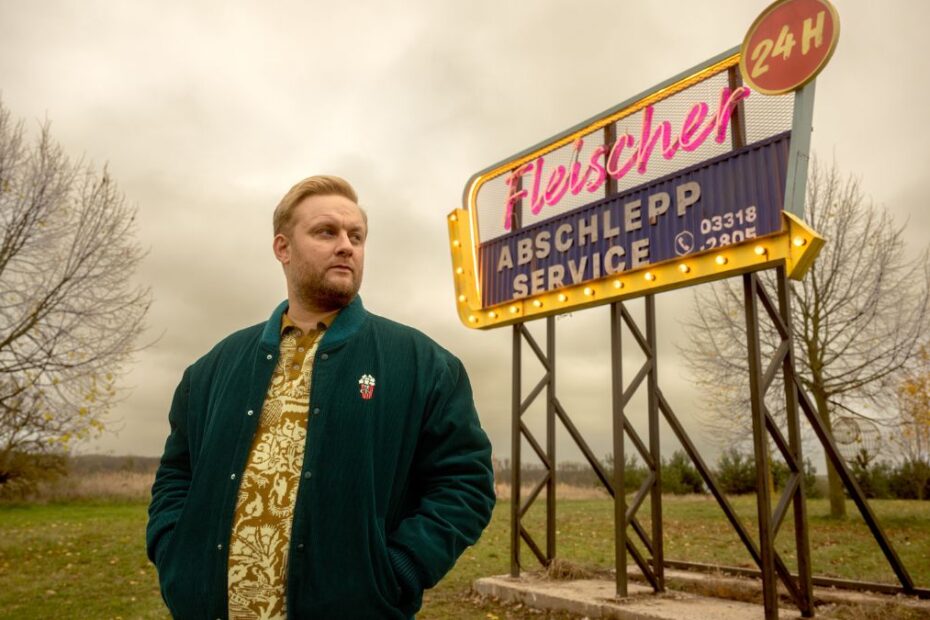 chłopak z kacken główna obsada