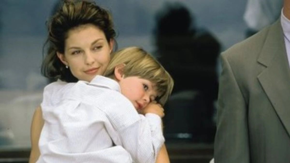 Podwójne zagrożenie główna bohaterka obsada 