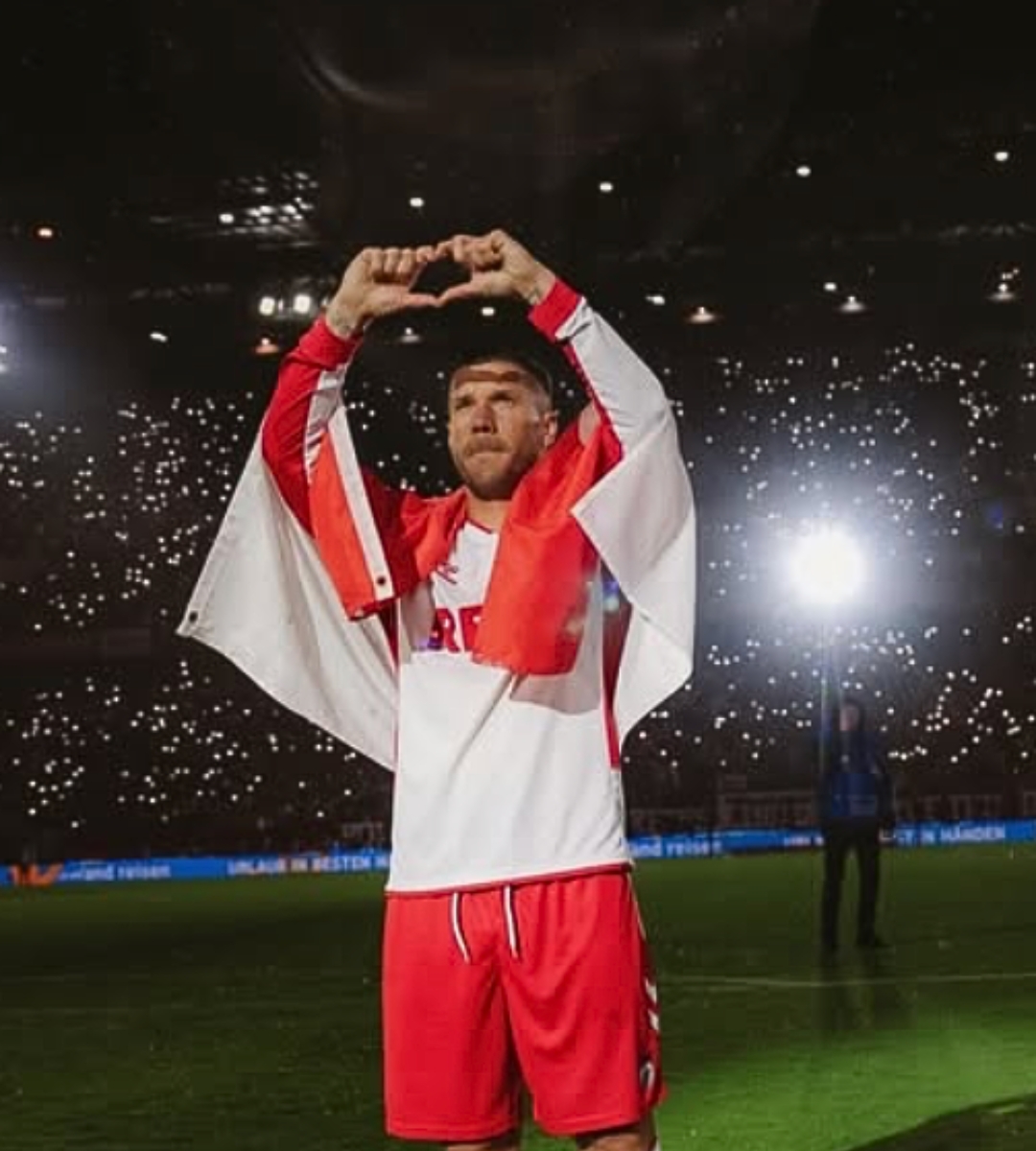 Dokument o Lukasie Podolskim Poldi fot lukas podolski