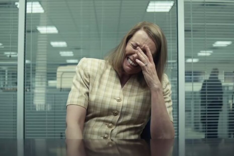 TOP 10 najchętniej oglądanych seriali Netflixa w Polsce schody netflix