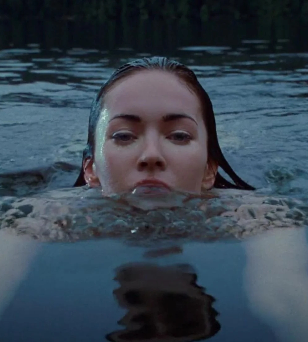 Zabójcze ciało: kultowy komedio-horror z Megan Fox znowu na Netflixie obsada